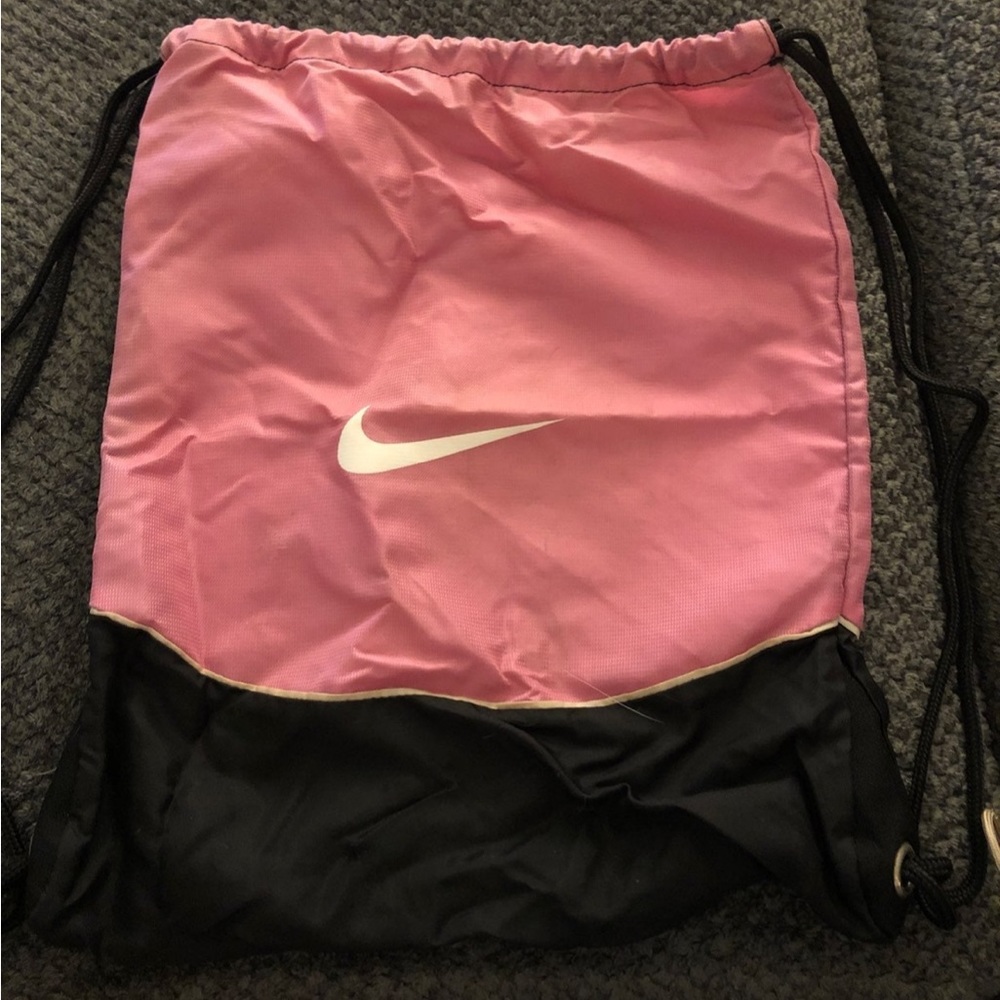 Nike cinch bag